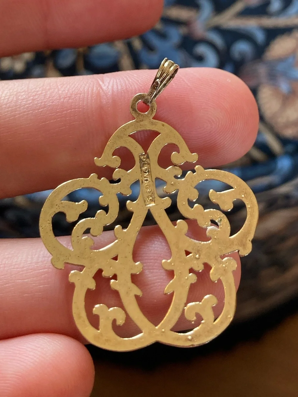 Vintage Gold & Sterling Fleur de Lis Filagree Pendant